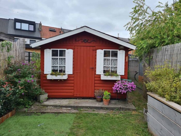Tuinhuisje in Falu röd.